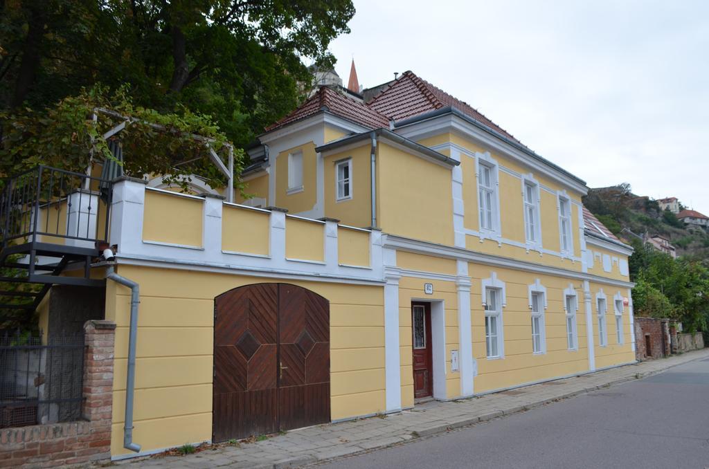 Vinarske Apartmany Znojmo Exterior foto