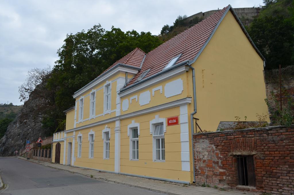 Vinarske Apartmany Znojmo Exterior foto